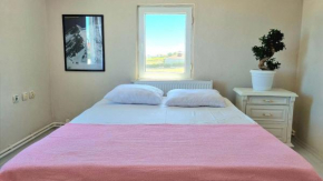 Close to IST Airport, Sea view& peaceful apartment